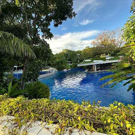 Appartamento 14Dc Tambuli Seaside Living Lapu-Lapu City Esterno foto