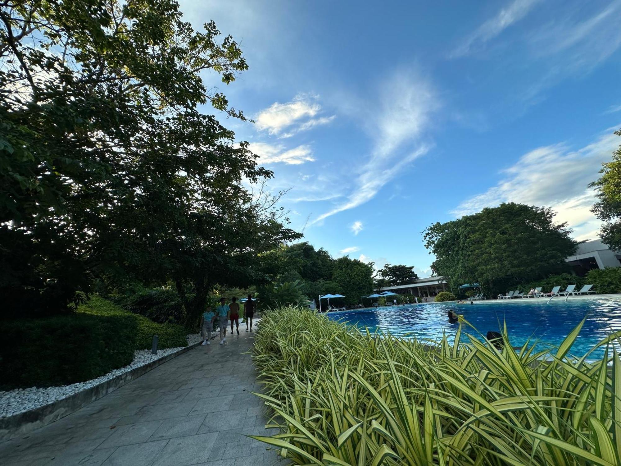 Appartamento 14Dc Tambuli Seaside Living Lapu-Lapu City Esterno foto