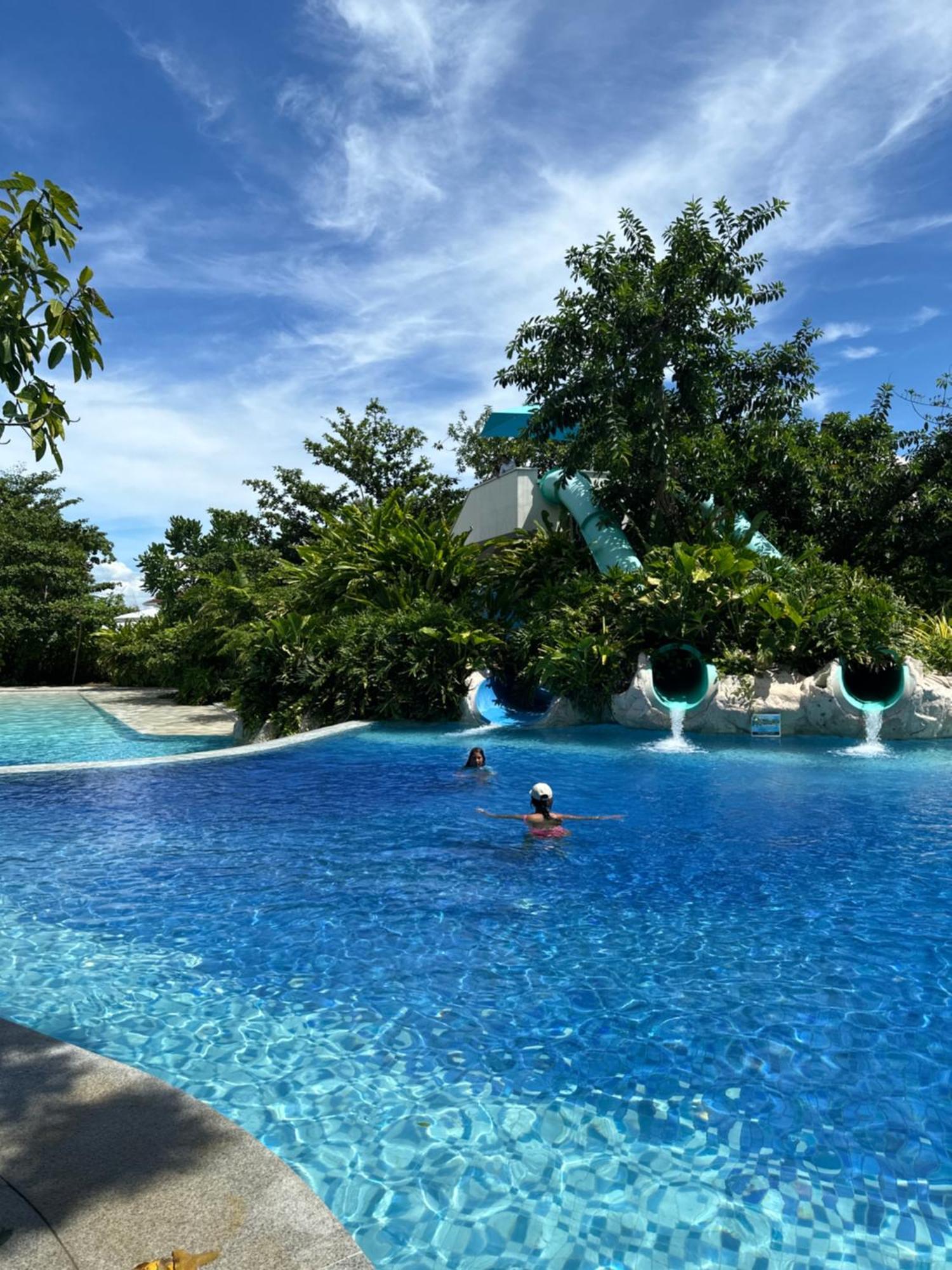 Appartamento 14Dc Tambuli Seaside Living Lapu-Lapu City Esterno foto